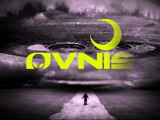 Por pouco: Jato é forçado a desviar de misterioso objeto negro em pleno vôo