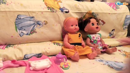 ✔ Nenuco and Alive. Ярослава укладывает своих кукол спать / Dolls are going to bed with Yaroslava ✔