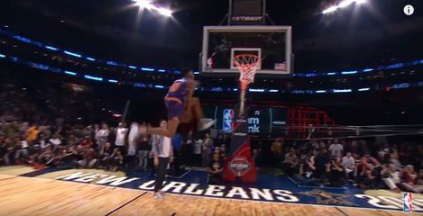Derrick Jones Jr. Side of the Backboard Between-the-Legs