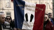 A Carpentras, les rapatriés en colère contre Emmanuel Macron se font entendre dans la rue