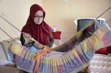 Bir Ailenin Yaşam Savaşı: Ağaçtan Düşen Adam Yoğun Bakım Tedavisi Görüyor