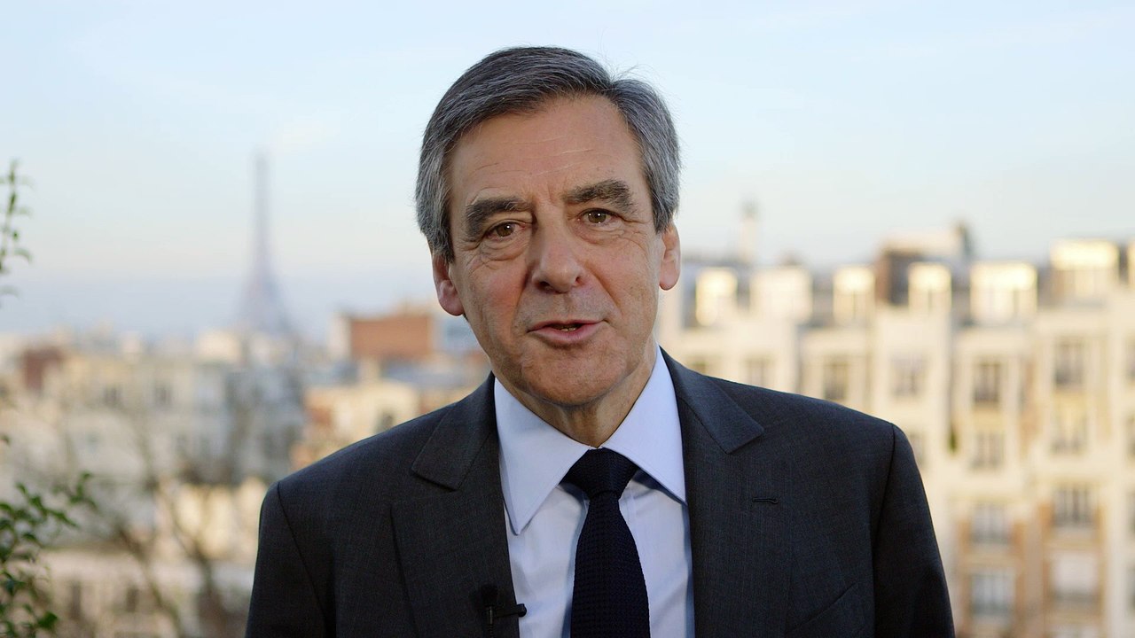 "Je suis fier et reconnaissant de vous avoir à mes côtés." | François Fillon