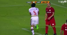 Diego Lugano y Sasha Goles - Sao Paulo Futebol Clube 1-2 Internacional (22/5/2016) - Campeonato Brasileiro Série A