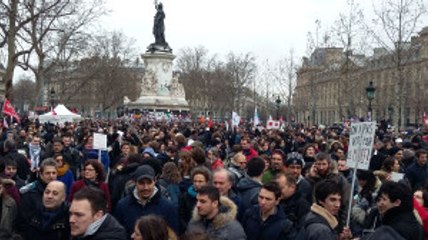 Fransa'da Halk Yolsuzluğa Karışan Siyasileri Protesto Etti