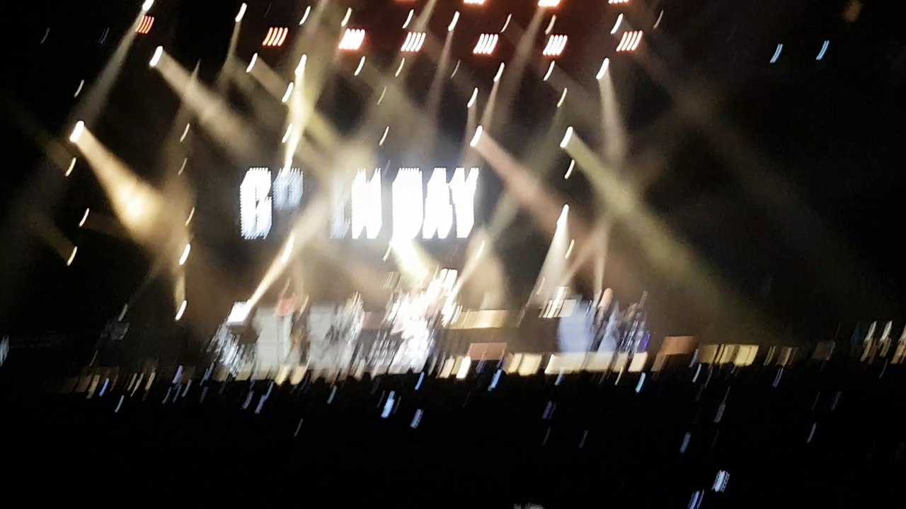 Shoot (Tré Cool sings)