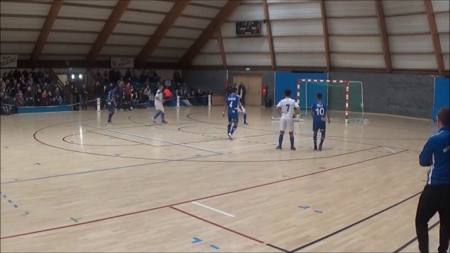 Derby des Beffroi : Douai - Béthune ; avec la PUISSANCE de Diego Fente crucifie Aldo Redivo !!!...