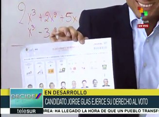 Aspirante a vicepdte. de Ecuador por AP ejerce su derecho al voto