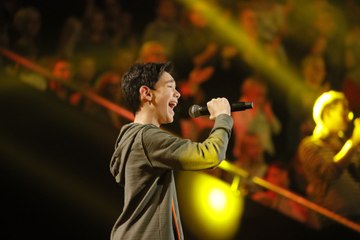 Leon: In Diesem Moment - (Blind Audition III) The Voice Kids 2017 | SAT1