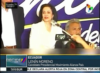 Lenin Moreno señala que resistió embates terribles de contrincantes