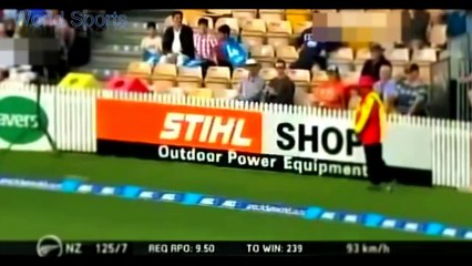 Top 10 Hit Wickets In Cricket History (Updated 2016)