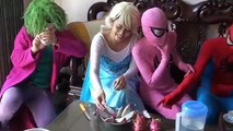 #Frozen Elsa Spiderman Pink Spidergirl vs Joker FART Pranks w/ Funny pranks video for Kids