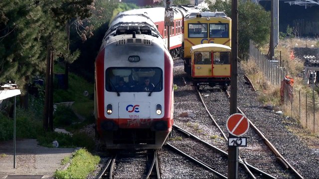 Creditors push Greece for tougher labour rules