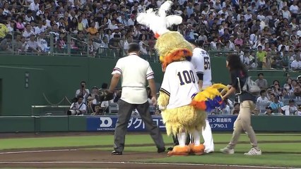 山田久志さん中沢伸二さん 阪急黄金バッテリーによる特別始球式