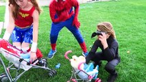 Spider-man & Frozen Elsa Super Bad Baby BALLOON PRANK! Joker, Wonder Woman Catwoman Funny