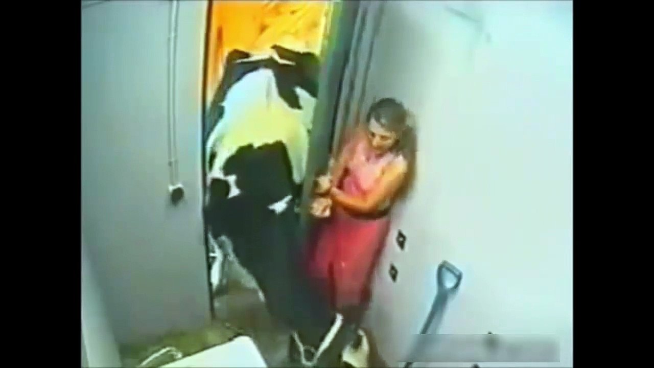 Top Funniest Accidents In The World - EXTREME IDIOTS - Try To Not Laugh