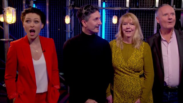 Linda Jennings performs 'The Long and Winding Road' - Blind Auditions 7 _ The Voice UK 2017-LqBAEiZwW8U