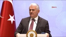 2- Başbakan Yıldırım Vatandaşın En Az Yüzde 50 Oyuyla Seçilme Şartı Olan Yerde Diktatörlük Olur Mu