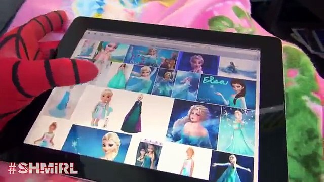 Pink Spidergirl Frozen Elsa vs Spiderman - SpiderElsa kissing Spider-man Fun Superhero in Real Life