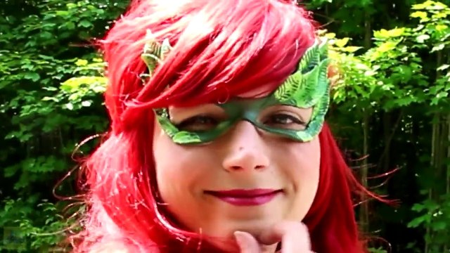 Spiderman & Frozen Elsa vs Poison Ivy! w_ Pink Spidergirl, Joker, Ariel Mermaid & Superman -)-Ya