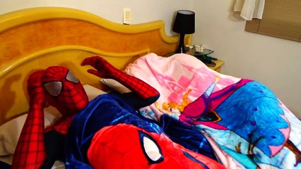 Pig Frozen Elsa vs Spiderman with Joker & Hulk - Fun Superheroes Movie In Real Life-MI