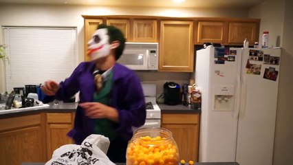 Joker Vs Scream & Giant Teddy Bear & Zombie In Real Life Halloween Fun!-CVLJ
