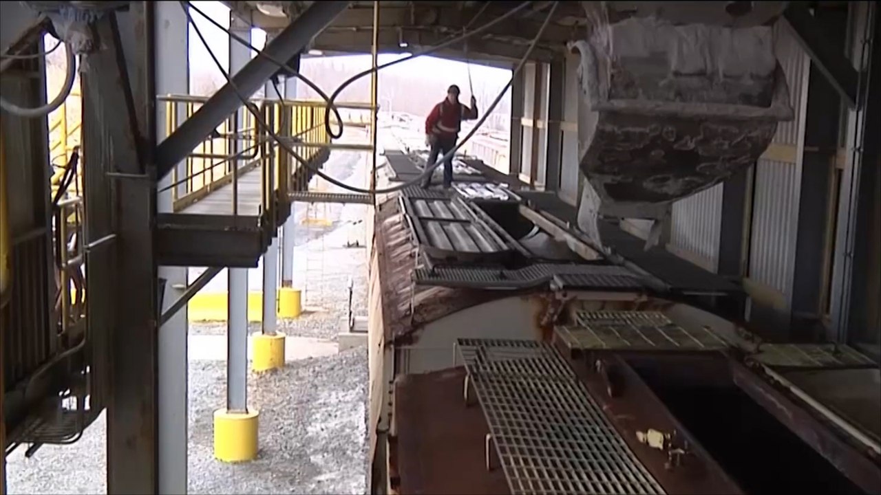 مناجم الملح الصخري.. تأمين للدخل وحفاظ على التراث