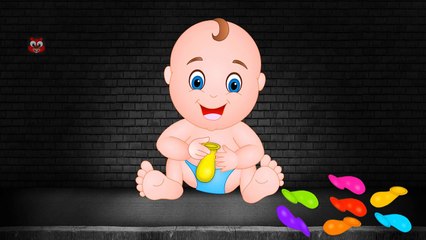 Aprender los Colores con Globos de Agua para los Niños, los Bebés y Niños pequeños | Mala Niño Juega en el Agua.