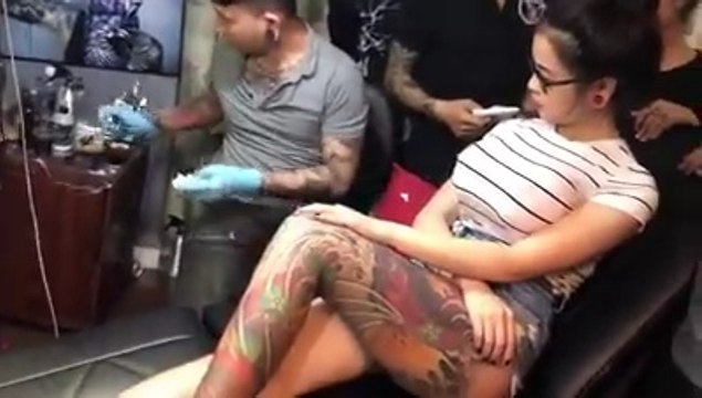 La blague des seins qui explosent