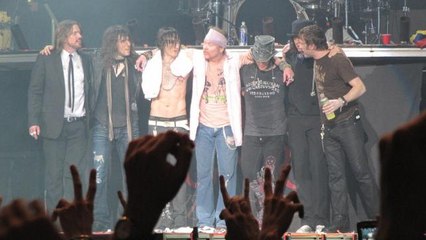 Guns'n'Roses tour 2017, gaffe clamorosa in Australia fischi dal pubblico