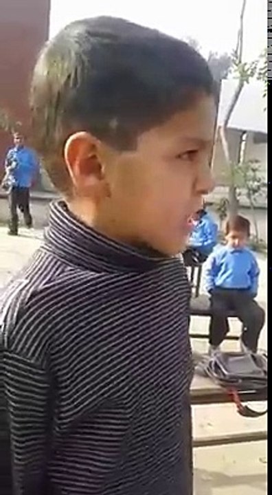 استاد نے اس بچے کے ساتھ کیسا حال کیا آپ بھی دیکھے