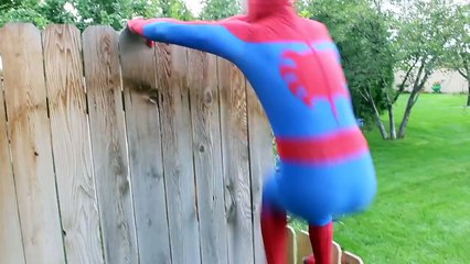 Spiderman vs Black Spiderman - Real Life Superhero Battle _ Boxing Fight-E7oE