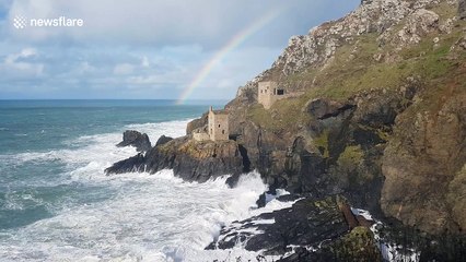 Stunning rainbow appears over Cornish tin mine ruins