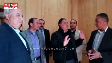 Tải video: بالفيديو..وزير الصحة مداعبا أطباء إحدى مستشفيات الصحة النفسية: 