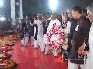 শহীদদের প্রতি বেগম জিয়ার ফুলেল শ্রদ্ধা