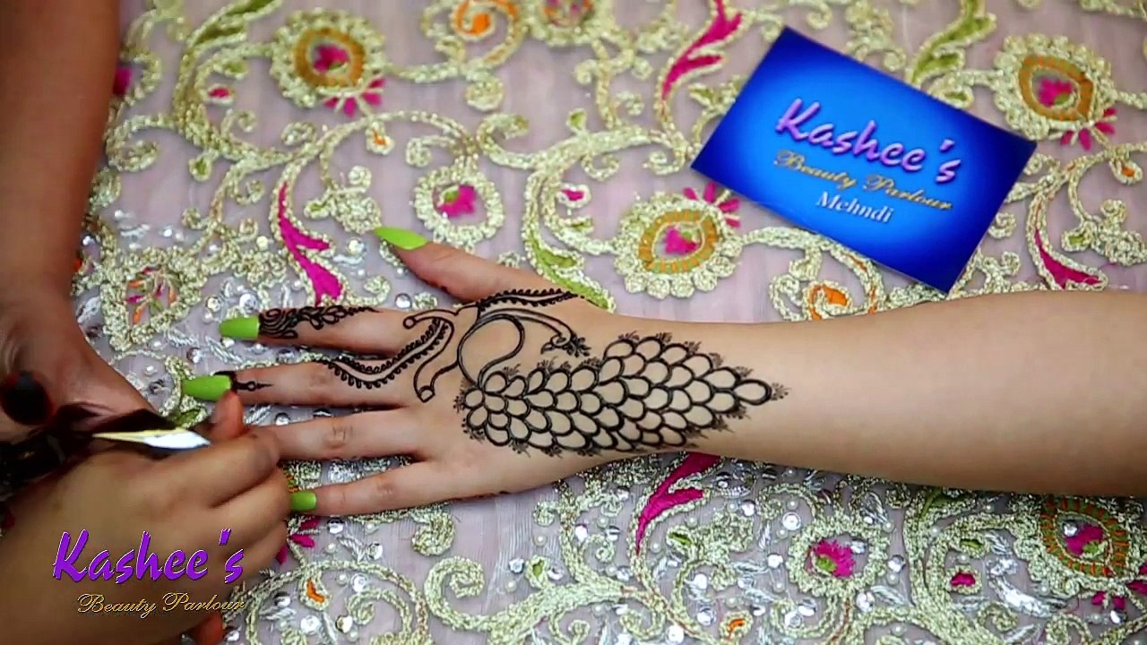 KASHEE`S SIGNATURE MEHNDI...