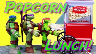 Teenage Mutant Ninja Turtles Coca-Cola Popcorn Machine Mikey Makes a Mess Spills Candy and Treats-7kHZz3E