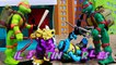 Teenage Mutant Ninja Turtles Spittin' Raphael Giant Robot Spills Oil on Triceraton and Slash Mutants-8eXUy