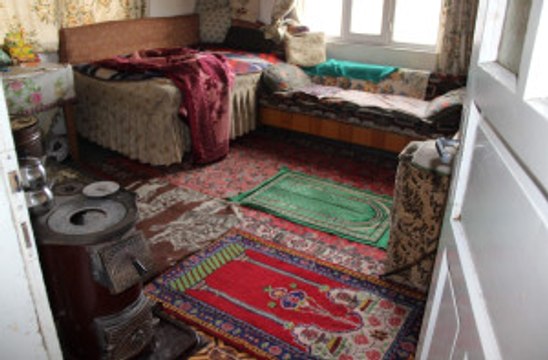 Namaz Kılan Yaşlı Çift, Sobadan Sızan Gazdan Zehirlenerek Öldü