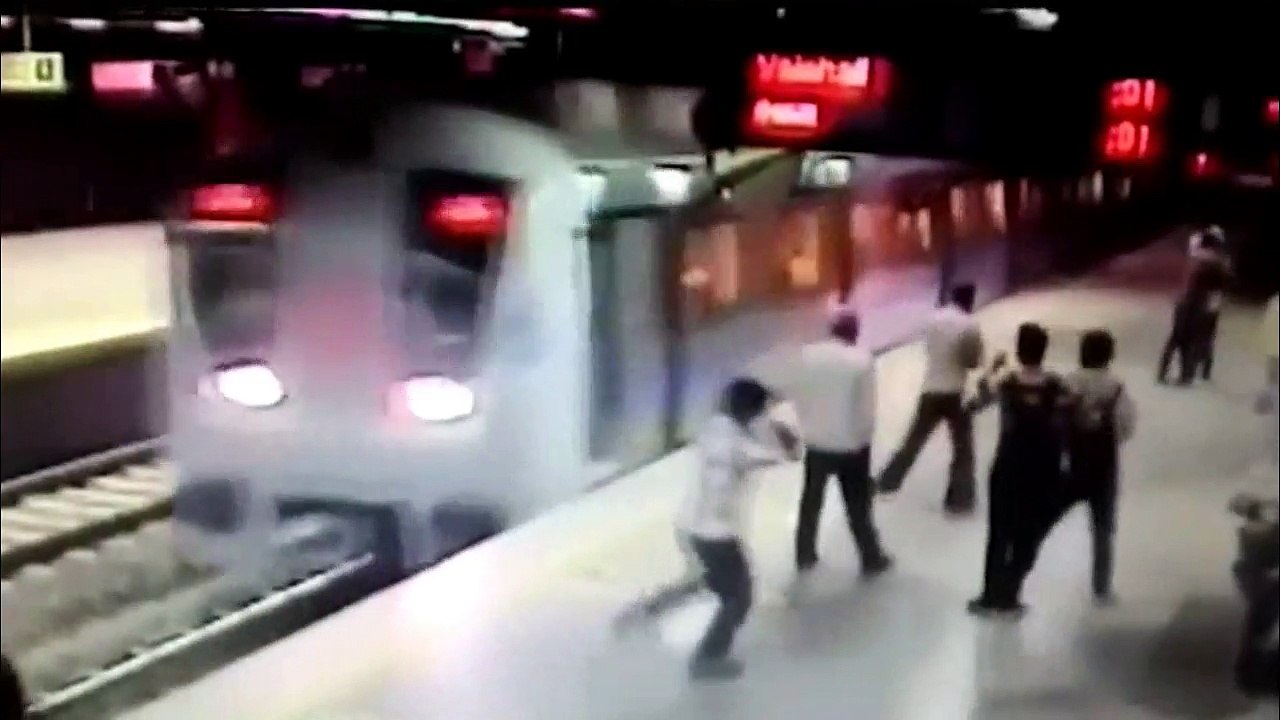 列車死亡事故