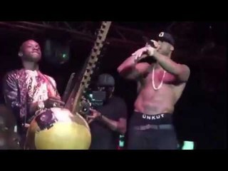 Le Concert de Booba à Dakar en feat avec Sidiki Diabaté!