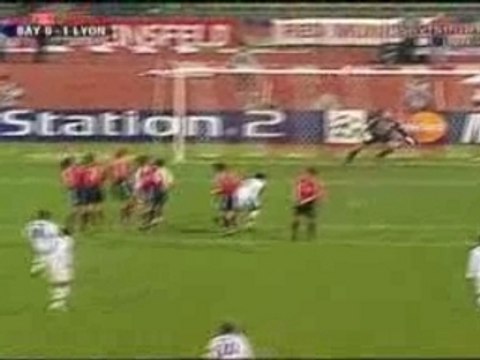 Juninho - Bayern Munich vs Olympique Lyonnais (2003-04) SUPE