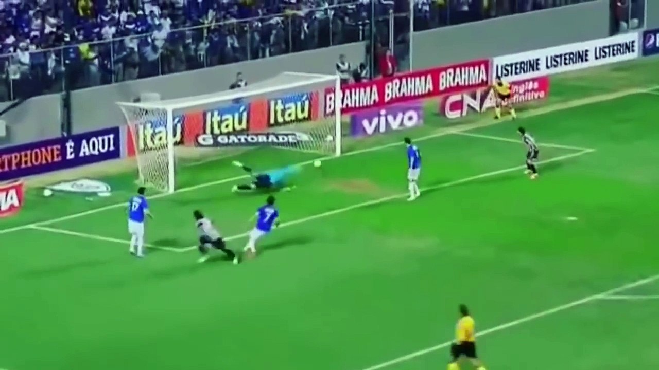 .Funny Football Vines 2016 #30 Goals _ Skills _ Fails _ Girls _ Random