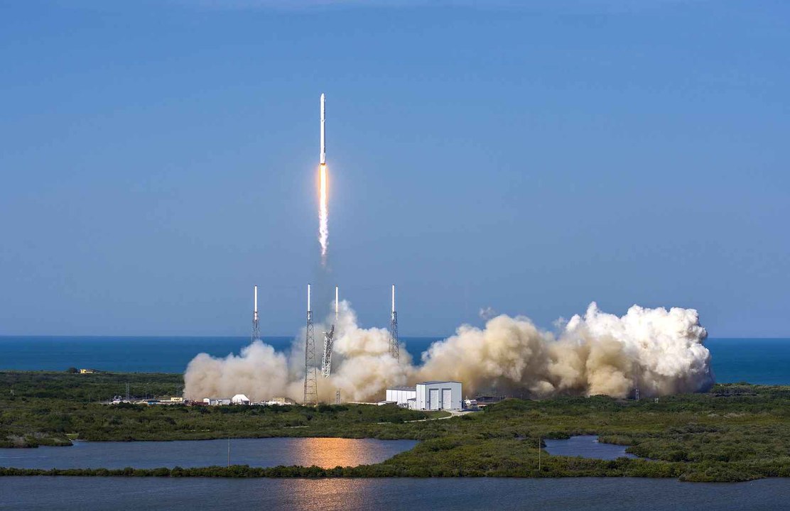 Retour de la fusée Falcon 9 de SpaceX