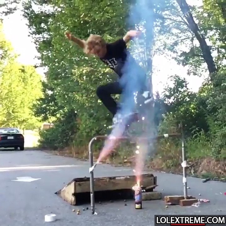 LOLextreme - This Skateboarder shows that skateboarding is an art