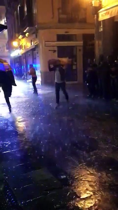 Cantando bajo la lluvia