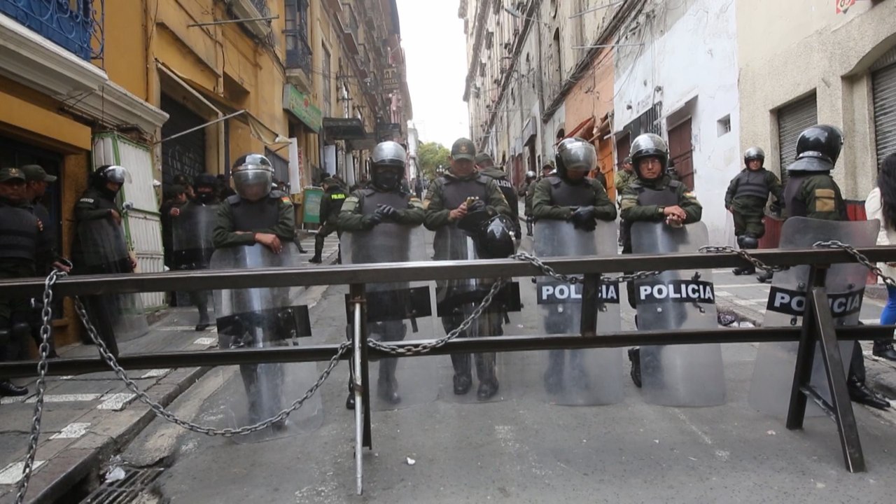 Sindicatos bolivianos marchan en las calles de La Paz en contra del Gobierno