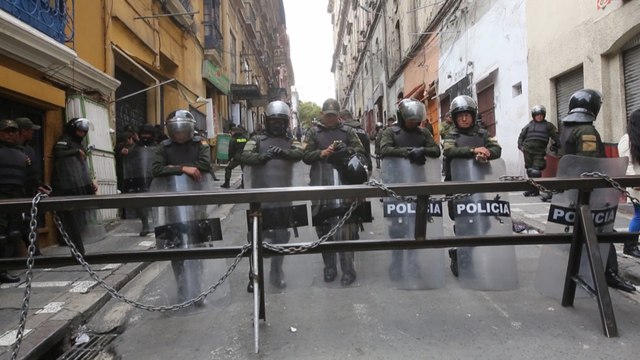 Sindicatos bolivianos marchan en las calles de La Paz en contra del Gobierno