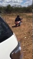 Podendo nem cagar em paz kkkkkkkkk