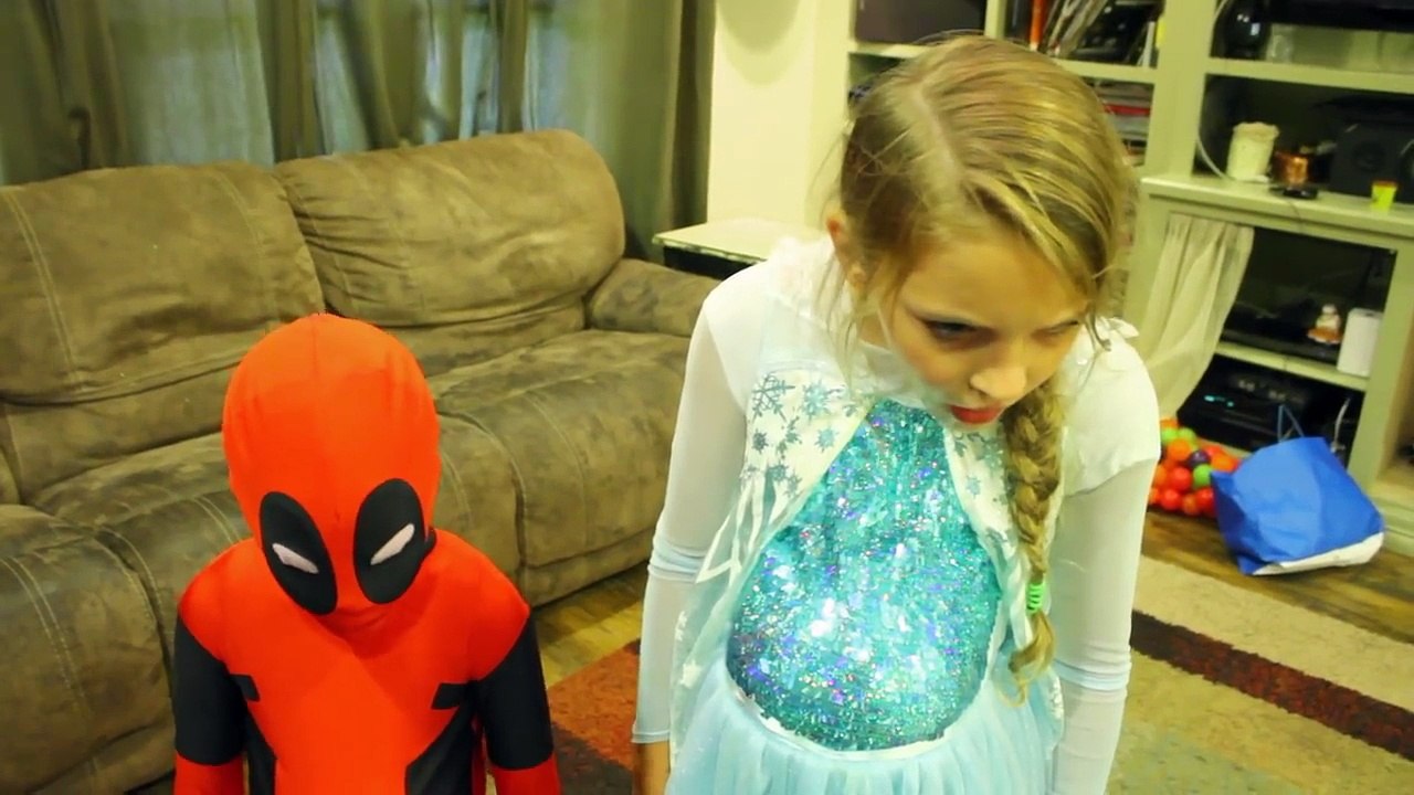 Behind the Scenes & Bloopers Kid Deadpool Pregnant Spiderman Frozen Elsa Joker poop SuperH
