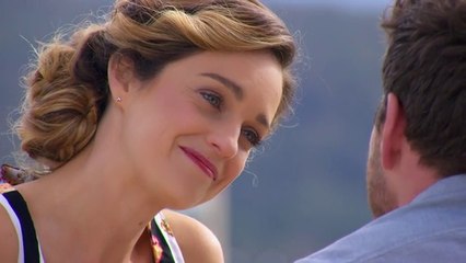 DATING THE EX     Tori plans a picnic date for Riley